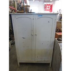 Vintage 2 Door Wood Storage Cabinet with Shelves