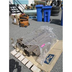 3 Foot Wide Rope & Wood Ladder