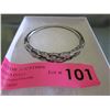 Image 2 : 1/4 CT Diamond Studded Bangle Bracelet
