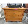 Image 1 : Vintage 3 Drawer Maple Dresser