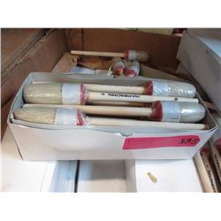 4 Dozen New #8 Round Brushes