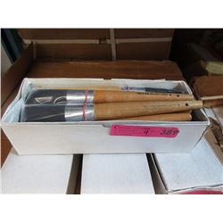 4 Dozen New #8 Bristle Artist Brushes