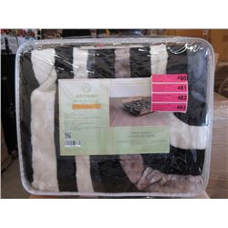 New Geometric Queen Size Plush Blanket