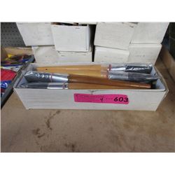 4 Dozen New #8 Artist Bristle Brushes