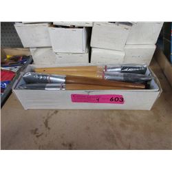 4 Dozen New #8 Artist Bristle Brushes