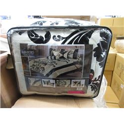 New 7 Piece Queen Size Comforter Set