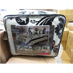 New 7 Piece Queen Size Comforter Set
