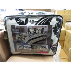 New 7 Piece Queen Size Comforter Set