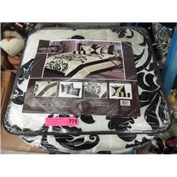 New Queen Size 7 Piece Comforter Set