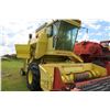 Image 1 : NEW HOLLAND 1500 COMBINE
