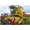 Image 2 : NEW HOLLAND 1500 COMBINE