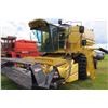 Image 2 : NEW HOLLAND TX36 COMBINE