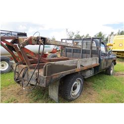 1976 GMC 4X4 C/W BALE PICKER