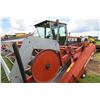 Image 2 : HESSTON 8200 - 19.5' SWATHER