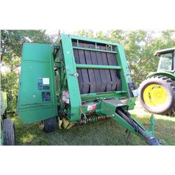 JOHN DEERE 535 ROUND BALER