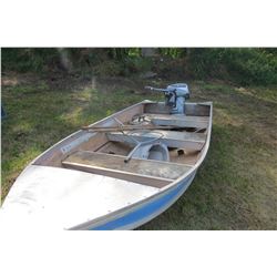 ALUMINUM BOAT