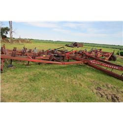MASSEY FERGUSON 32' DEEP TILLAGE