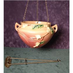 Roseville Snowberry hanging planter, brown, near mint, with original chains and wall bracket. Nice p