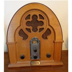 Thomas cabinet radio, newer
