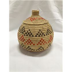 Inuit woven basket with lid, 7" h
