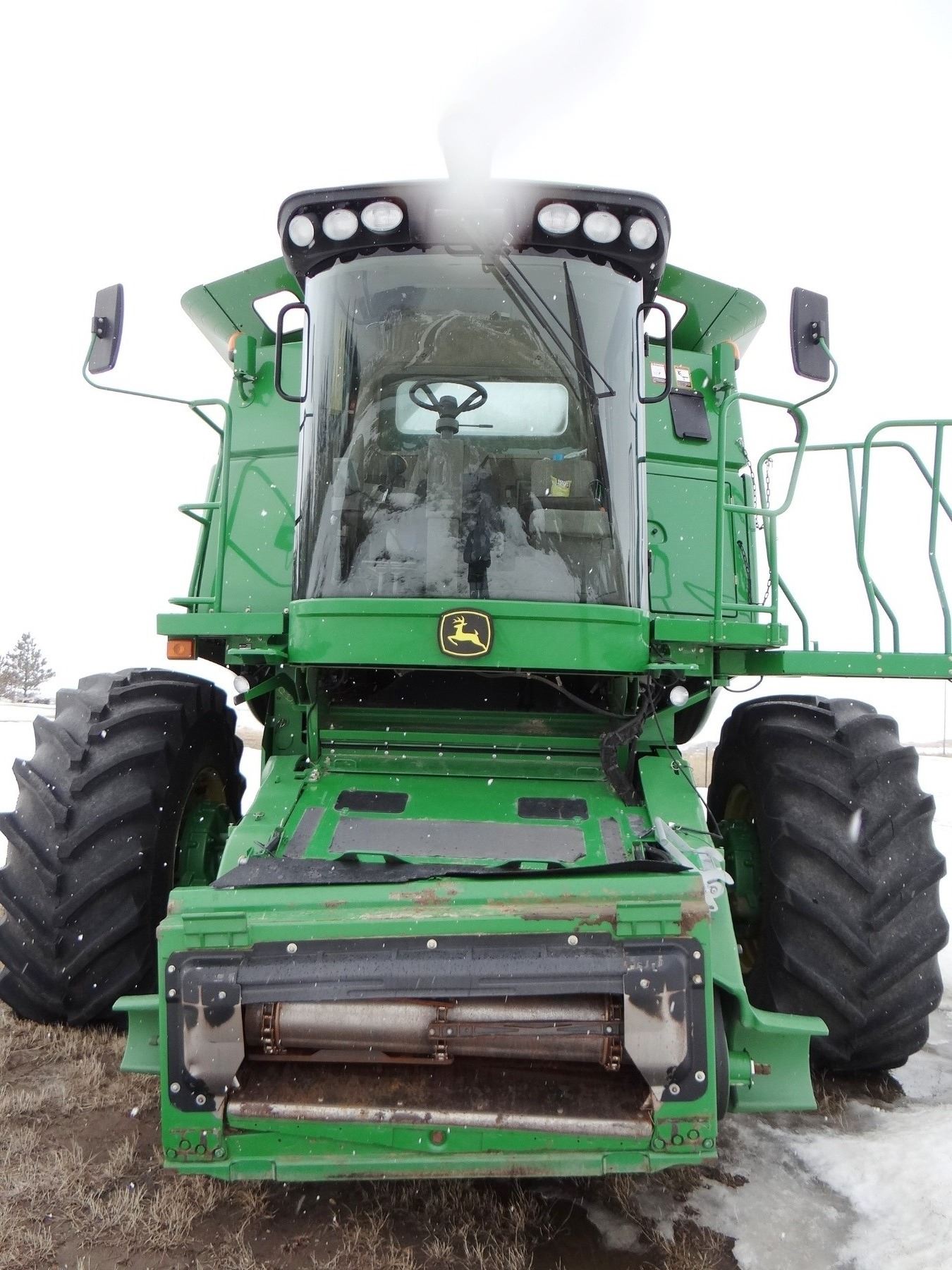 2012 John Deere 9770 STS combine, 1143 rotor hours, 1543 engine hours
