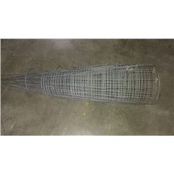 LOT OF WIRE TOMATO CAGES