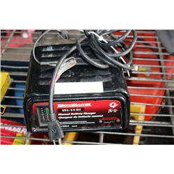 MOTOMASTER BATTERY CHARGER