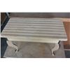 Image 2 : VITNAGE BENCH