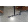 Image 2 : METAL PIPE CLOTHING RACK