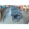 Image 2 : BLACK LEATHER RECLINING CHAIR