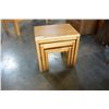 Image 2 : THREE PIECE OAK NESTING TABLES