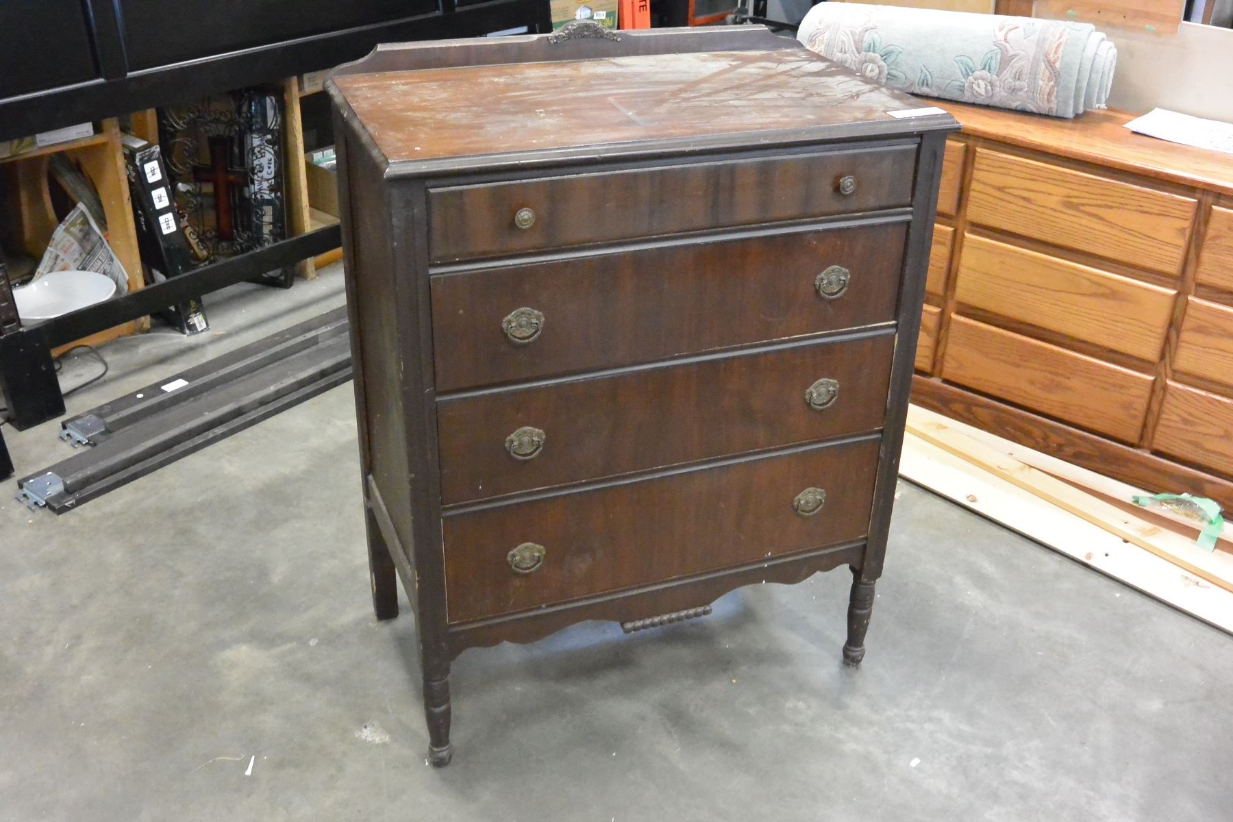 VINTAGE 4 DRAWER HIGHBOY DRESSER