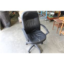 BLACK LEATHER GAS LIFT ROLLING OFFICE CHAIR