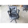 Image 2 : BLACK LEATHER GAS LIFT ROLLING OFFICE CHAIR