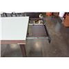 Image 2 : MODERN GLASSTOP DINING TABLE WITH TWO JACKNIFE LEAFS