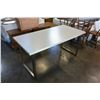 Image 3 : WHITE AND STAINLESS DINING TABLE