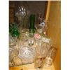 Image 2 : SHELF OF ESTATE GLASSWARES