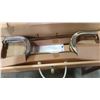 Image 2 : HORSE SHOE SET IN WOOD CASE