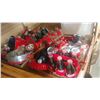 Image 1 : TWO FLATS OF COCA COLA COLLECTIBLES