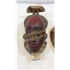 Image 2 : 2 Hand Carved Faces