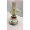 Image 2 : Antique Oil Lamp