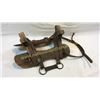 Image 1 : Antique Sawbuck
