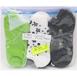 9 PACK OF LADIES ANKLE SOCKS