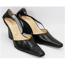 NEW BLACK WEDGE HEEL SHOES SIZE 7.5