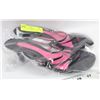 Image 1 : PAIR OF NEW LADIES BLACK & PINK PUMP