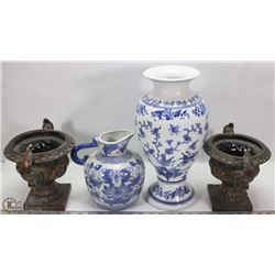 LARGE FLAT WITH 2 BLUE AND WHITE JARS AND