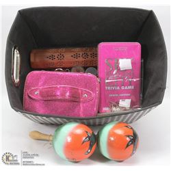 FLAT OF WOMEN  ITEMS