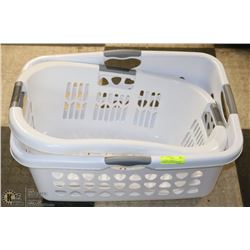 2 LAUNDRY BASKETS - RUBBERMAID HIP HUGGER AND