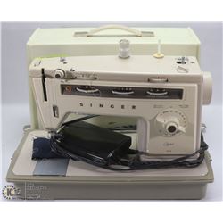 VINTAGE PORTABLE SINGER STYLUS 514 SEWING MACHINE