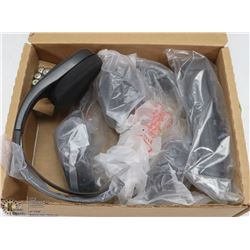 BLUETOOTH HEAD SET WITH REMOTE AND BATTERIES